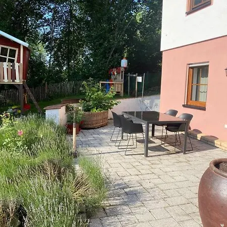 Albpanorama Mit Infrarotsauna Und Gartenblick Apartman *